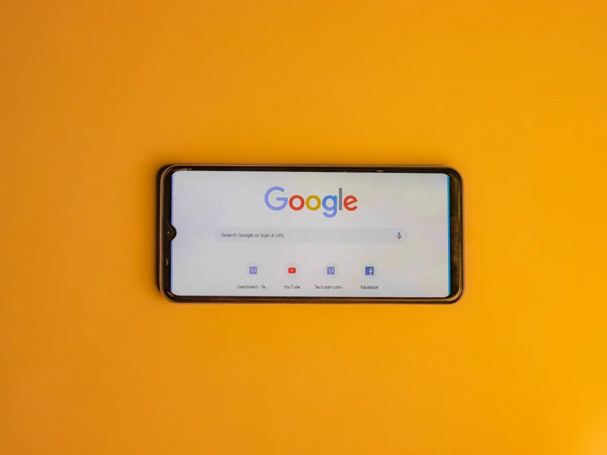 smartphone screen web browser