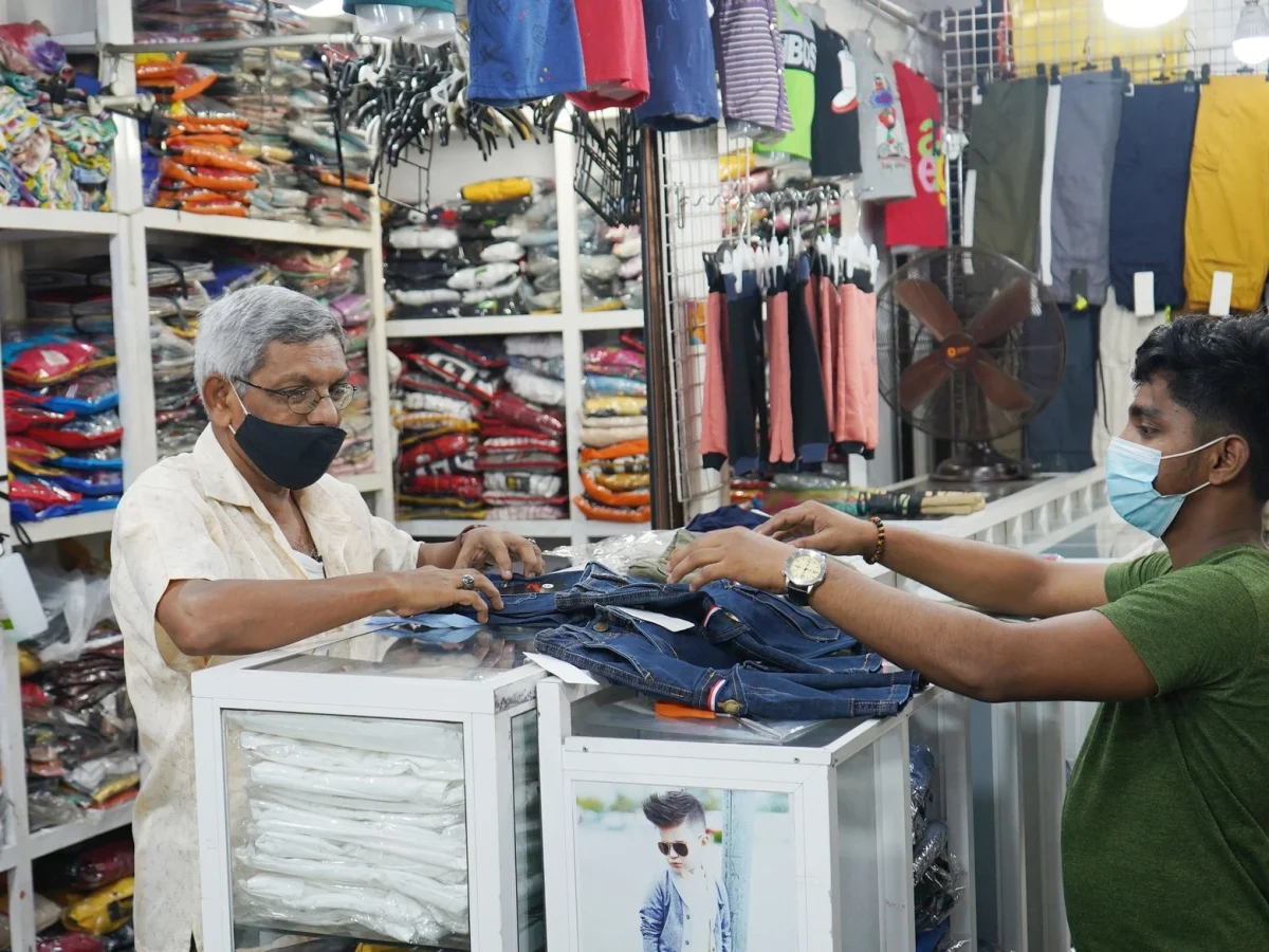 Strategi Riset Produk dan Pemilihan Merchant